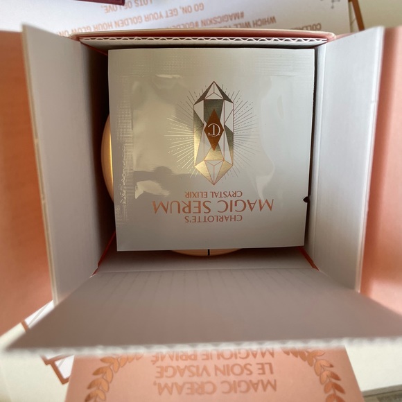 Charlotte Tilbury Magic Cream Moisturizer with Hyaluronic Acid - BNIB - Picture 6 of 7